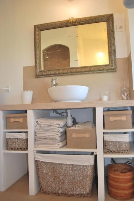 Le Cabanon Tendance Du Luberon Mérindol Kültér fotó