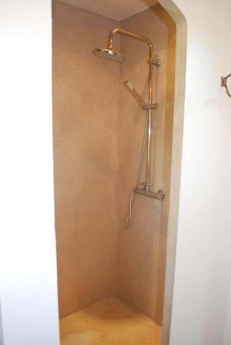 Le Cabanon Tendance Du Luberon Mérindol Kültér fotó